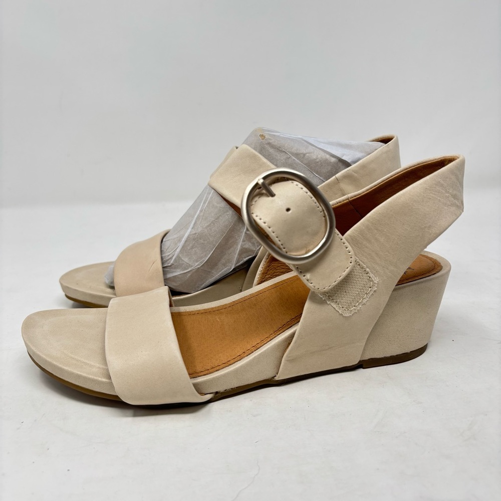 NEW Sofft Vaya Beige Cream Wedge Leather Sandals Size 8.5 - Picture 2 of 7